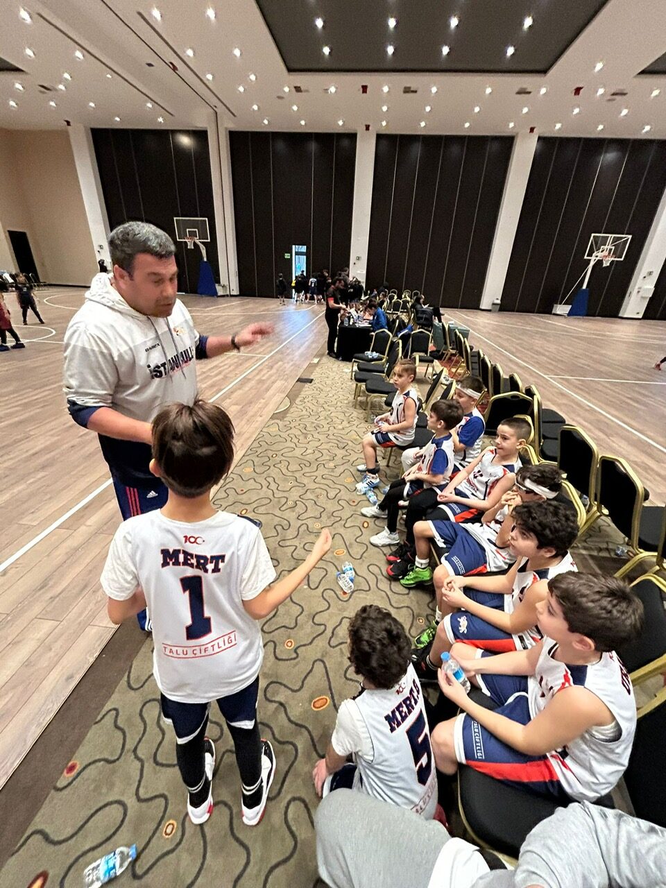 PHOTO-2024-02-01-18-11-44